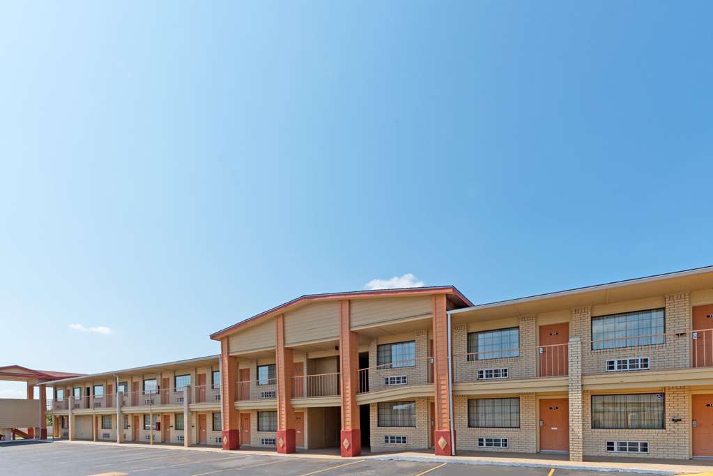 Super 8 By Wyndham Waco/Mall Area Tx Exteriér fotografie